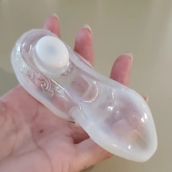 FENTON maybe milky slightly opal glass shoe Depression Vintage décor collectible - Picture 4 of 5